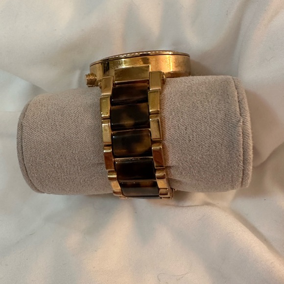 Michael Kors Women’s Watch rose gold & tortoiseshell - Picture 5 of 7